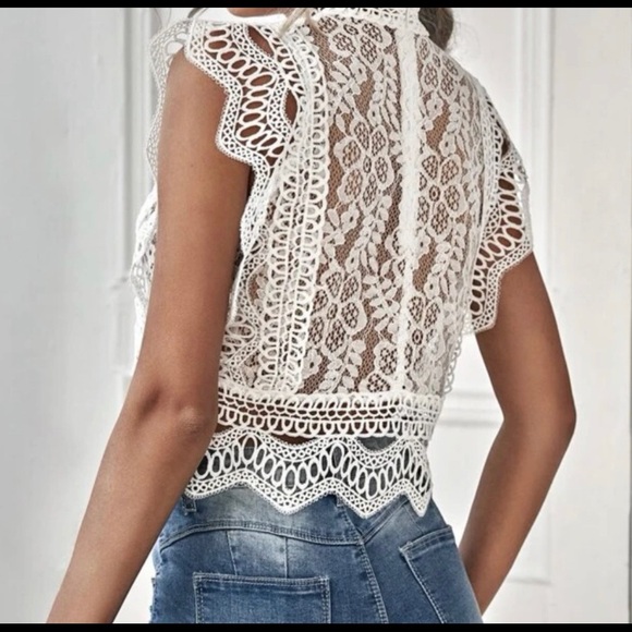 NWT GORGEOUS SEXY WHITE CROP TOP - Picture 3 of 5